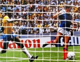 ANNEES 80, 80's, eighties, foot, coupe du monde, Mondial, Football, Jean-Pierre PAPIN, PLatini, Giresse, tigana, souvenirs, sport, 1986, mexique, Mexico, maradonna, MARADONA