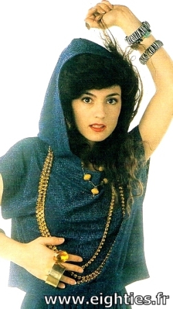ANNEES 80, 80's, eighties, 1987, Yianna Katsoulos, les autres sont jaloux, top 50, Marc Toesca, tube, titre, bijoux, mode, hit, kitsch