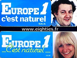 Les jingles Europe 1 de 1955 à nos jours Autocollants-europe-1-julie-coluche-jeu-europe-stop-annees-80