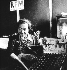 Coluche studio RFM années 80 